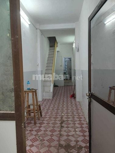 Cho thuê nhà 2 tầng, ngõ Thống Nhất, Đại La, Trương Định, Hai Bà Trưng