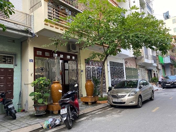 Bán nhà mặt tiền chính chủ 25 Lê Ngọc Hân, thành phố Nam Định, 2 tầng 