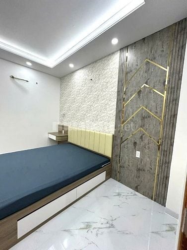 Nhà bán đường Lê Văn Quới: 72m2 đúc 1 lửng 3 lầu_ nhà mới 100%