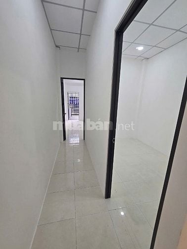 Nhà mới đẹp, 3mx9m, 1lầu,  Hẻm Cầu số 5 ra QL50, Ấp 1, Bình Hưng