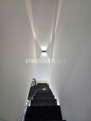 Nhà mới đẹp, 3mx9m, 1lầu,  Hẻm Cầu số 5 ra QL50, Ấp 1, Bình Hưng