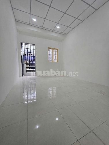 Nhà mới đẹp, 3mx9m, 1lầu,  Hẻm Cầu số 5 ra QL50, Ấp 1, Bình Hưng