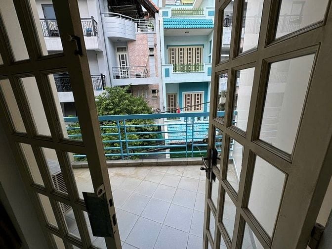 Bán biệt thự khu sân bay 187/37 Bạch Đằng, P.2, Tân Bình