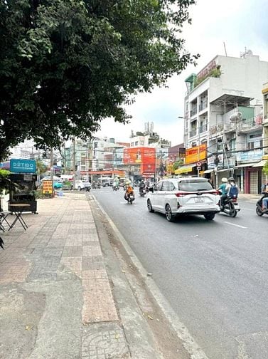 Cho thuê nhà mặt tiền Xuân Hồng, P.4, Q.Tân Bình giá 14tr