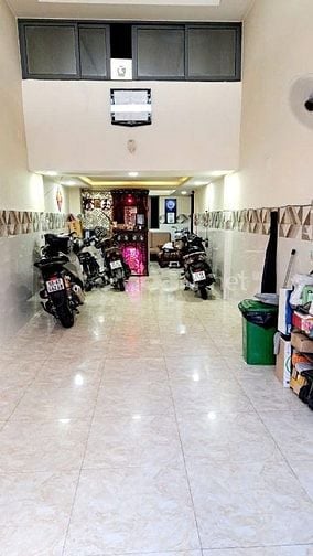NHÀ ĐẸP HẺM XE HƠI CAO VĂN LẦU DT(3.4X18)NỞ HẬU 5.4M GIÁ 11.8 TỶ 