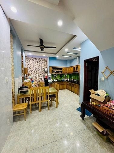 NHÀ MẶT TIỀN KHU TÊN LỬA CẦN BÁN GẤP ĐI ĐỊNH CƯ 4.5x15m 3TẤM 7.9TỶ TL