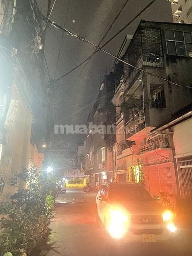 Mình cần bán nhà HXH 4,5m đg Nguyễn Trãi, P. Nguyễn Cư Trinh, quận 1