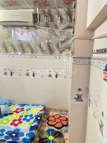 Mình cần bán nhà HXH 4,5m đg Nguyễn Trãi, P. Nguyễn Cư Trinh, quận 1