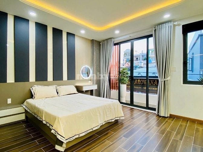 CHỦ HẠ 1 TỶ CHÀO GIÁ 4Tỷ Nhà HOÀNG HOA THÁM, TÂN BÌNH NGAY CHỢ