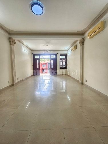 Cho thuê nhà HXH 320/3 Huỳnh Văn Bánh, Phường 11, Phú Nhuận