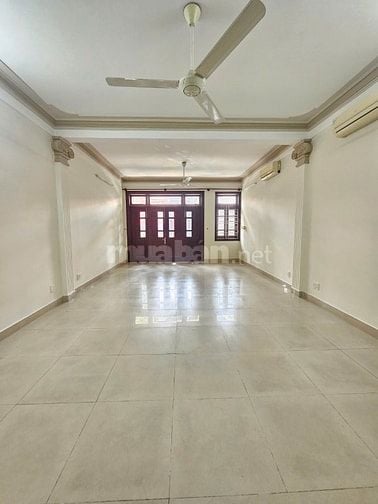 Cho thuê nhà HXH 320/3 Huỳnh Văn Bánh, Phường 11, Phú Nhuận