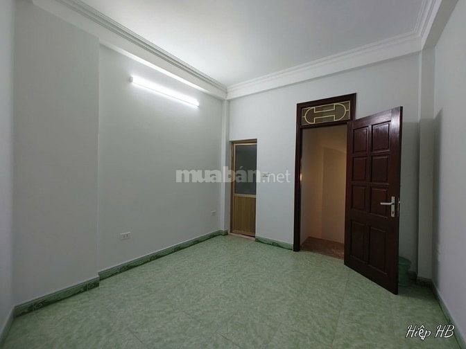 Bán Nhà Trần Khát Chân_Mặt Ngõ Thông Rộng_Gần ÔTÔ_22m2 x 5Tầng_Hơn 3Tỷ