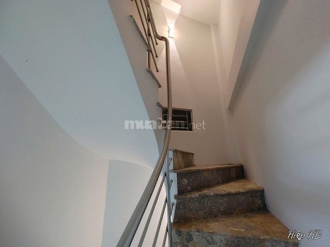 Bán Nhà Trần Khát Chân_Mặt Ngõ Thông Rộng_Gần ÔTÔ_22m2 x 5Tầng_Hơn 3Tỷ