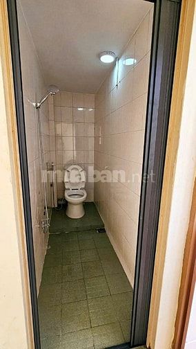 Cho thuê nhà hẻm 3m(3 gác) Hậu Giang, P.6, Q.6 giá 11tr