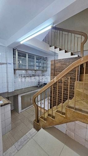 Cho thuê nhà hẻm 3m(3 gác) Hậu Giang, P.6, Q.6 giá 11tr