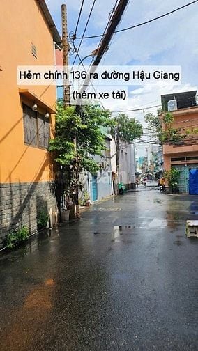 Cho thuê nhà hẻm 3m(3 gác) Hậu Giang, P.6, Q.6 giá 11tr