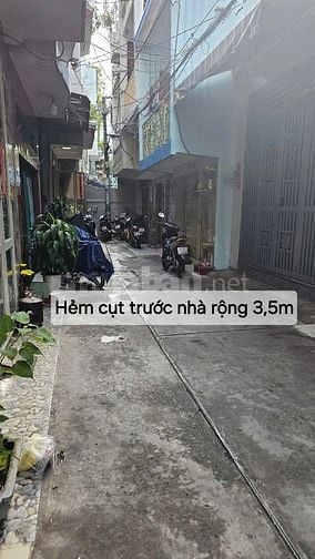 Cho thuê nhà hẻm 3m(3 gác) Hậu Giang, P.6, Q.6 giá 11tr