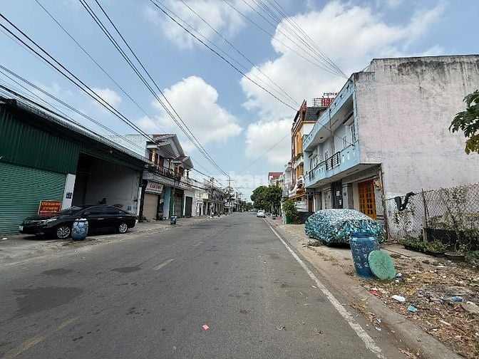 Bán đất chính chủ tại đường D19, Phường An Phú, 300m2, KDC Vietsing