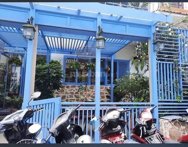 Cho thuê biệt thự sang trọng – Số 8 Hoa Đào, P.2, Phú Nhuận 