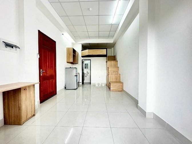 🏡TRỐNG PHÒNG GÁC CAO - BAN CÔNG - FULL NỘI THẤT 🏡