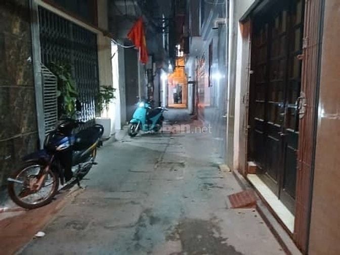 CÀU GIẤY - NHÀ ĐẸP - BAY NHANH