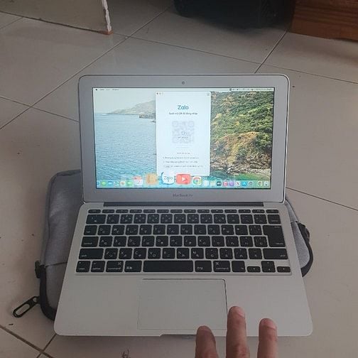 Macbook ari 2018 máy đẹp 80 90%