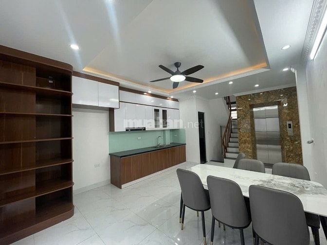 BÁN NHÀ QUẬN CẦU GIẤY - 6 TẦNG - THANG - FULL NỘI THẤT