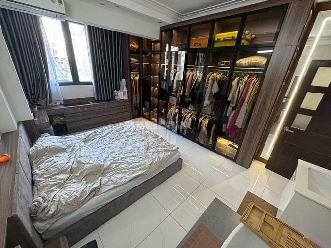 HIẾM! Bán Nhà 4 Tầng Cực Đẹp Đặng Văn Ngữ, 60m2, 7.7 Tỷ 