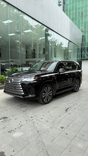 Lexus LX600 siêu lướt 7 chỗ, sản xuất 2023.
