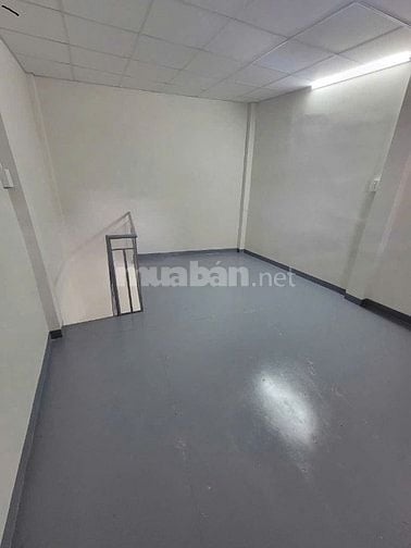  Cho thuê nhà mặt tiền Phan Xích Long, P.13, Q.11 giá 13tr