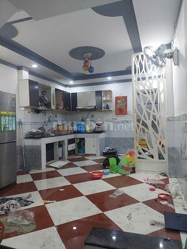 Bân nhà gần trường học lê Tấn Bê gần tên lửa gần bến xe miền tây. Gần 