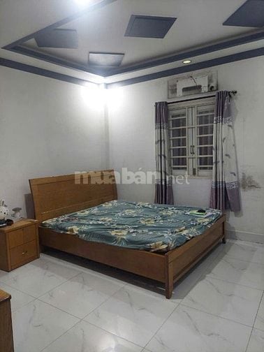 Bân nhà gần trường học lê Tấn Bê gần tên lửa gần bến xe miền tây. Gần 