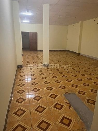 Cho thuê văn phòng mặt tiền gần sân bay, nhiều diện tích sàn từ 39m2, 