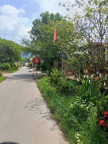 HÀNG HÓT HÀNG HÓT ĐẤT PHƯỜNG XUÂN LẬP- LONG KHÁNH 