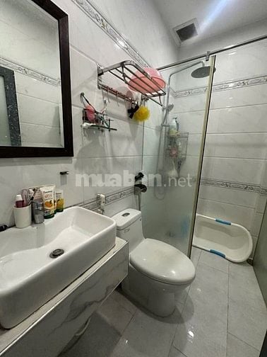 KHU LỮ GIA, ĐH BÁCH KHOA SÁT Q10 DT 41M2 3 TẦNG CÁCH HẺM XE TẢI 1 CĂN