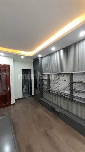 Cho Thuê Nhà Phố Lụa Vừa xây DT 40m2_5 Tầng_full Nội thất_Giá 13tr/th