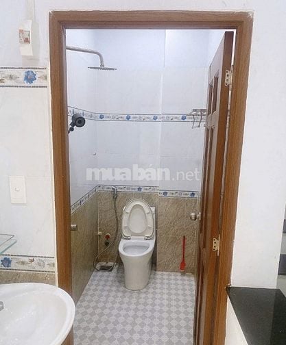 Cho thuê nhà hẻm 5m(XH) Lê Văn Quới, P.B.H.Hòa, Q.Bình Tân giá 13tr - 