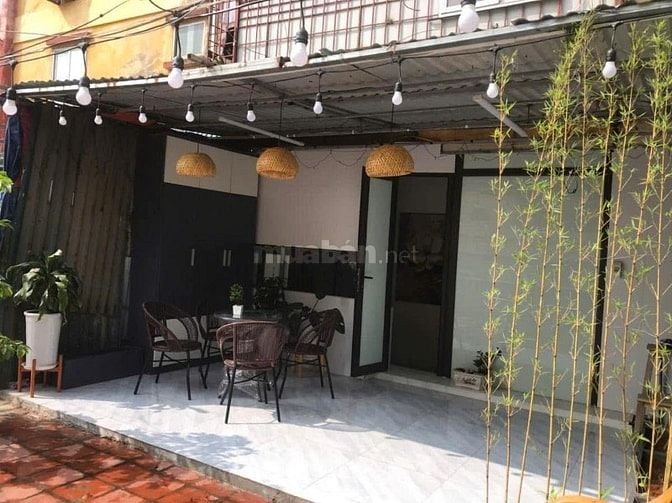 Chính chủ bán căn hộ Đền Lừ quận Hoàng Mai Hà Nội, 3 ngủ, có sân vườn 