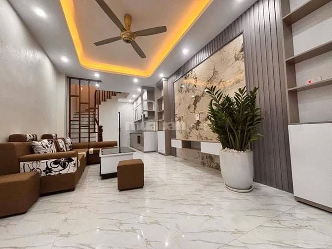 NHÀ ĐẸP 35M Ở LUÔN TẠI ĐƯỜNG PHÙNG CHÍ KIÊN, CẦU GIẤY