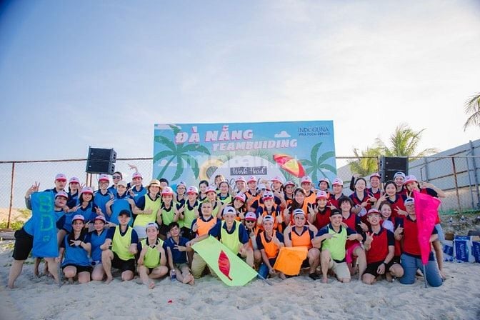 NHÂN VIÊN CẮT THỊT BÒ/ PHÔ MAI TẠI KCN ĐÔNG NAM, H. CỦ CHI, TP. HCM