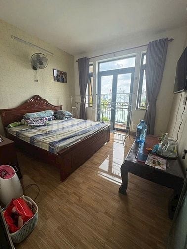 bán nhà đường Nguyễn thị Búp, hẻm xe hơi 6m , dt 6x9 giá 5.25 tỷ