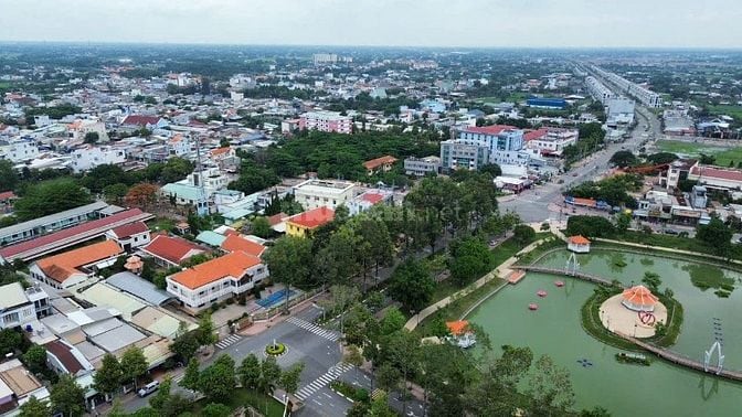 Chỉ 1 TỶ 750 sở hữu nền đất thanh lý ,trung tâm Huyện, giá tốt đầu tư 