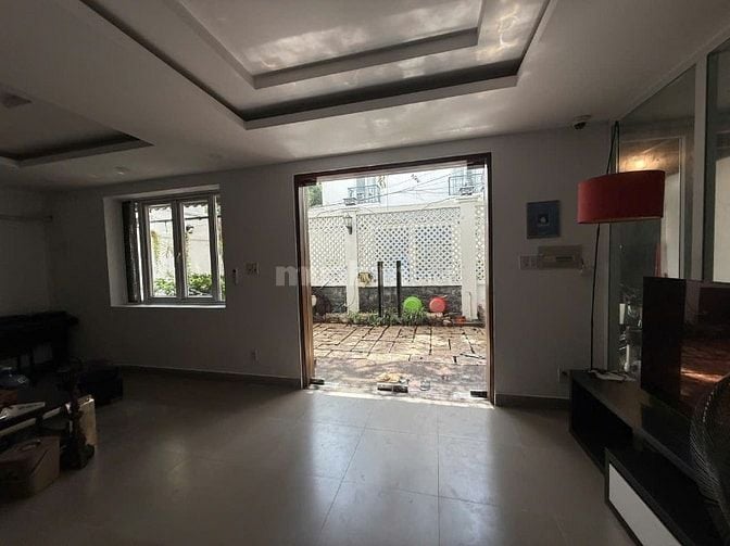 Bán nhà đường số 5, Làng Báo Chí, Thảo Điền. LH: 0903652452 Phú.