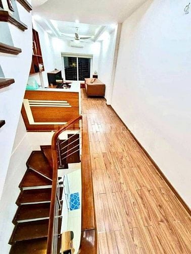 BÁN NHÀ NGÕ 23 XUÂN LA – TÂY HỒ – 43m² x 5 TẦNG – GIÁ 9,6 TỶ
