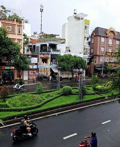 SIÊU PHẨM MẶT TIỀN PHAN XÍCH LONG PHÚ NHUẬN – “BÙI VIỆN THỨ 2” 