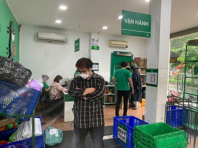 Nhà Biệt thự Q11.Mt Bình thới.Trung tâm quận cần cho thuê!