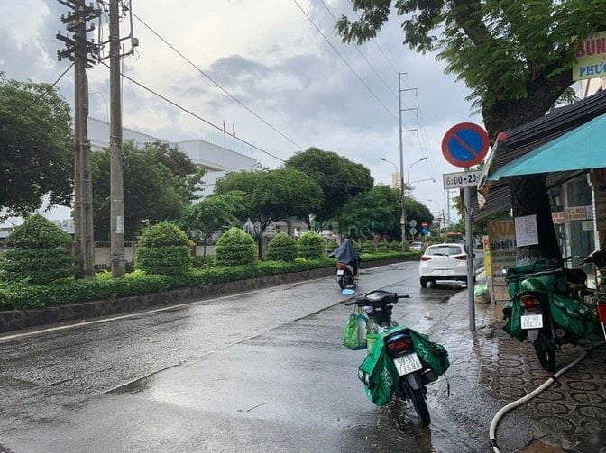 Nhà Biệt thự Q11.Mt Bình thới.Trung tâm quận cần cho thuê!