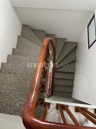 👉 Chủ Gửi nhà đường Hùng Vương, Quận 5 giá 2Tỷ800 tặng nội thất 