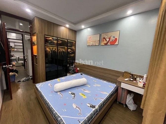 👉 Chủ Gửi nhà đường Hùng Vương, Quận 5 giá 2Tỷ800 tặng nội thất 