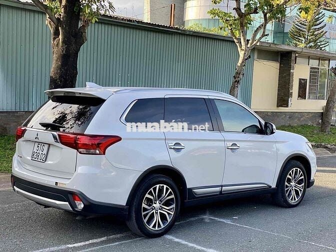 Mitsubishi Outlander 2018 2.0 CVT Premium - 53000